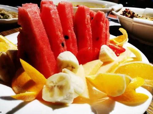 大理网红咖啡馆吃瓜,吃瓜时光里的悠闲小确幸