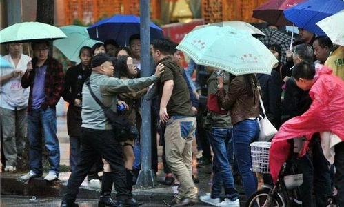 肇庆吃瓜群众网红事件,网络舆论的风暴与反思