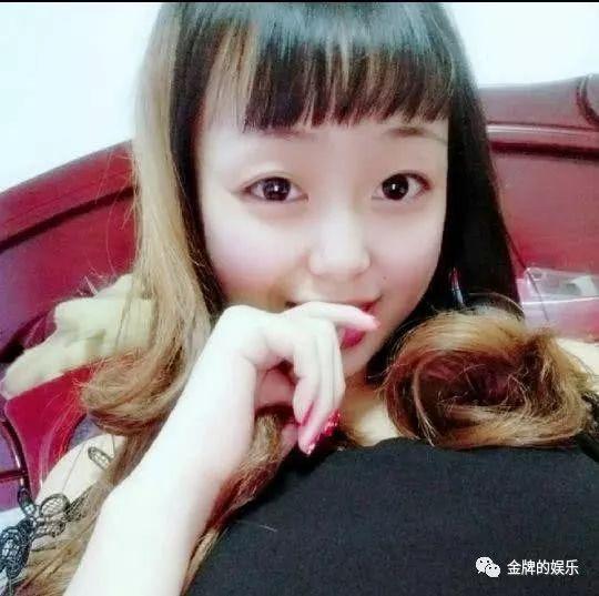 吃瓜网红照片真实图片